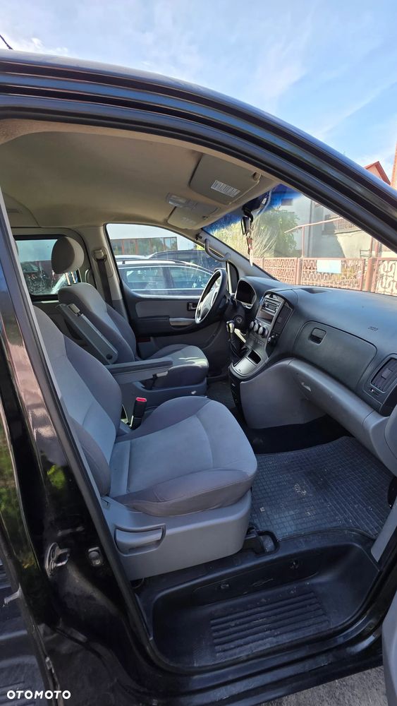 Hyundai H-1 - 8