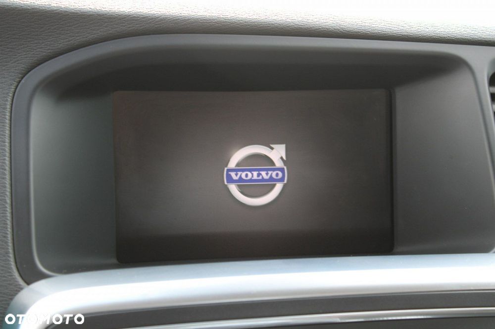 Volvo V60 Cross Country D4 Drive-E Momentum - 31