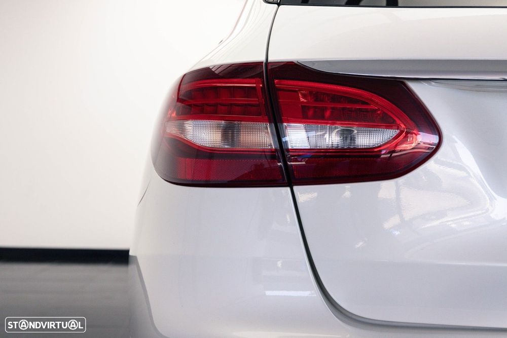 Mercedes-Benz C 220 d Station 9G-TRONIC AMG Line - 10