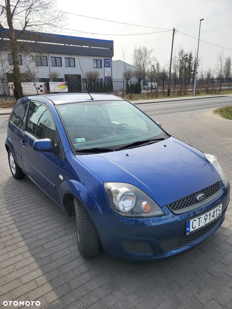 Ford Fiesta 1.3 - 8