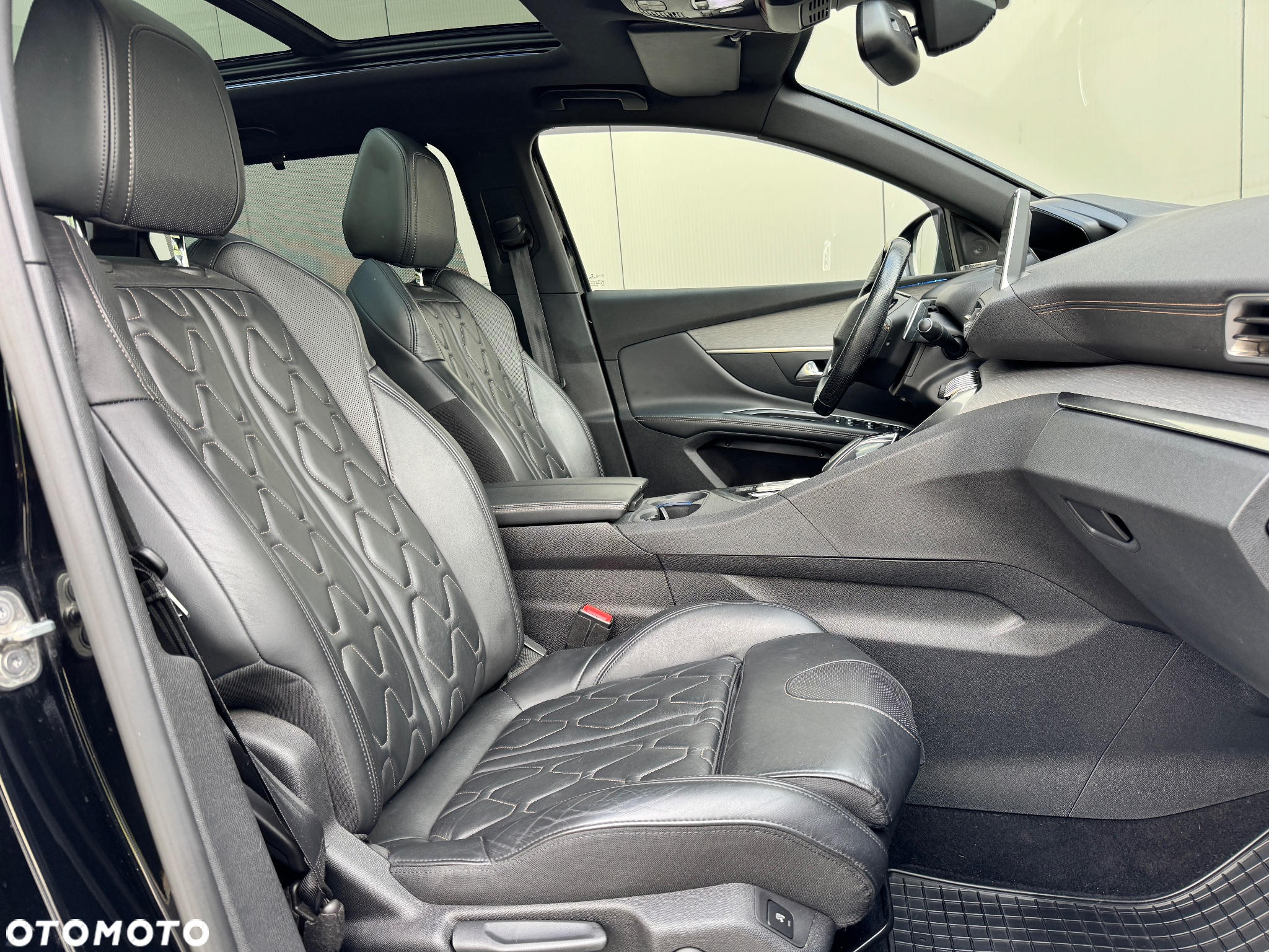 Peugeot 5008 BlueHDI 180 EAT8 GT - 7