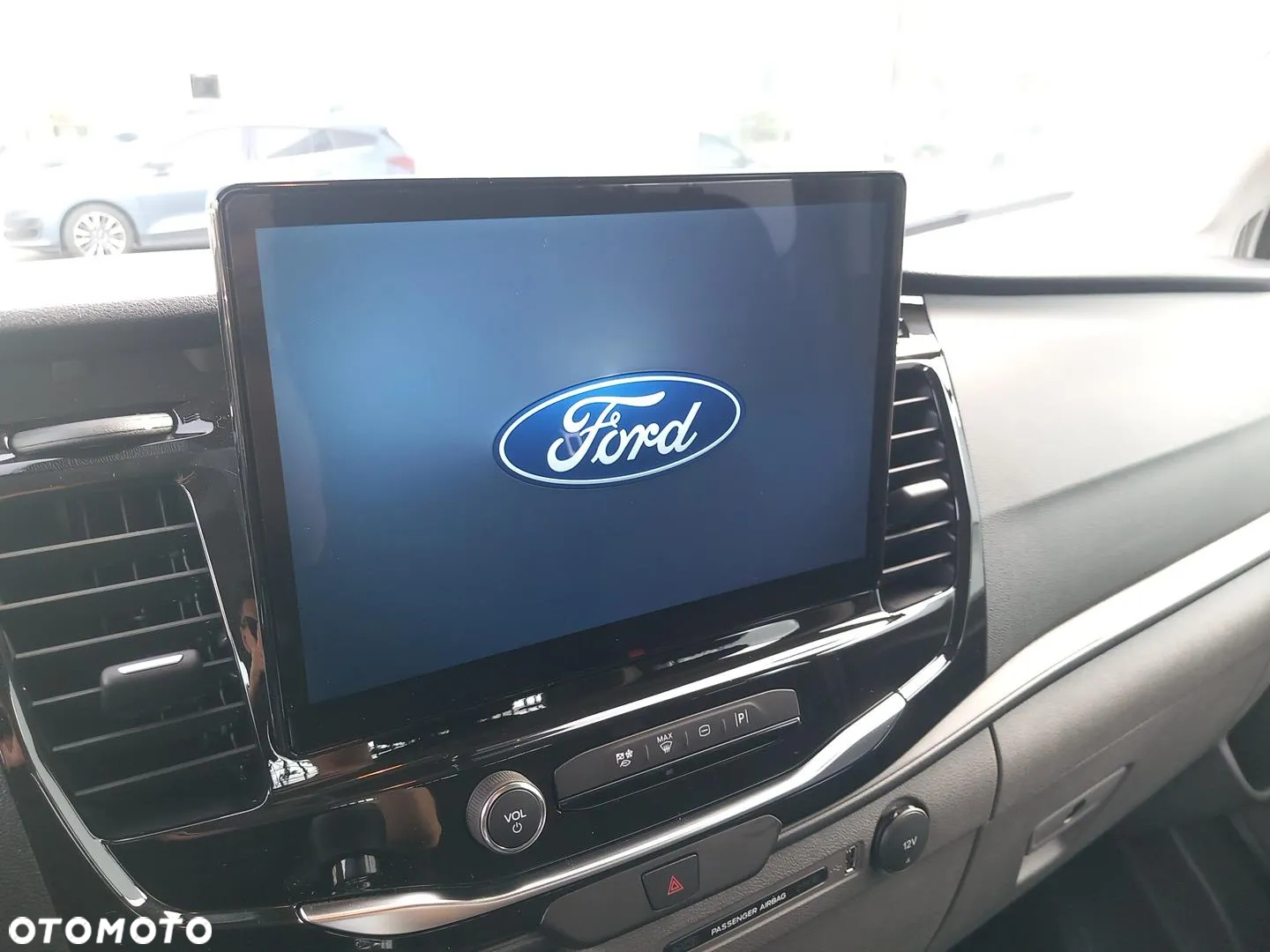 Ford Transit - 11