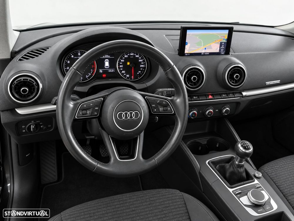 Audi A3 Sportback 1.6 TDI - 4