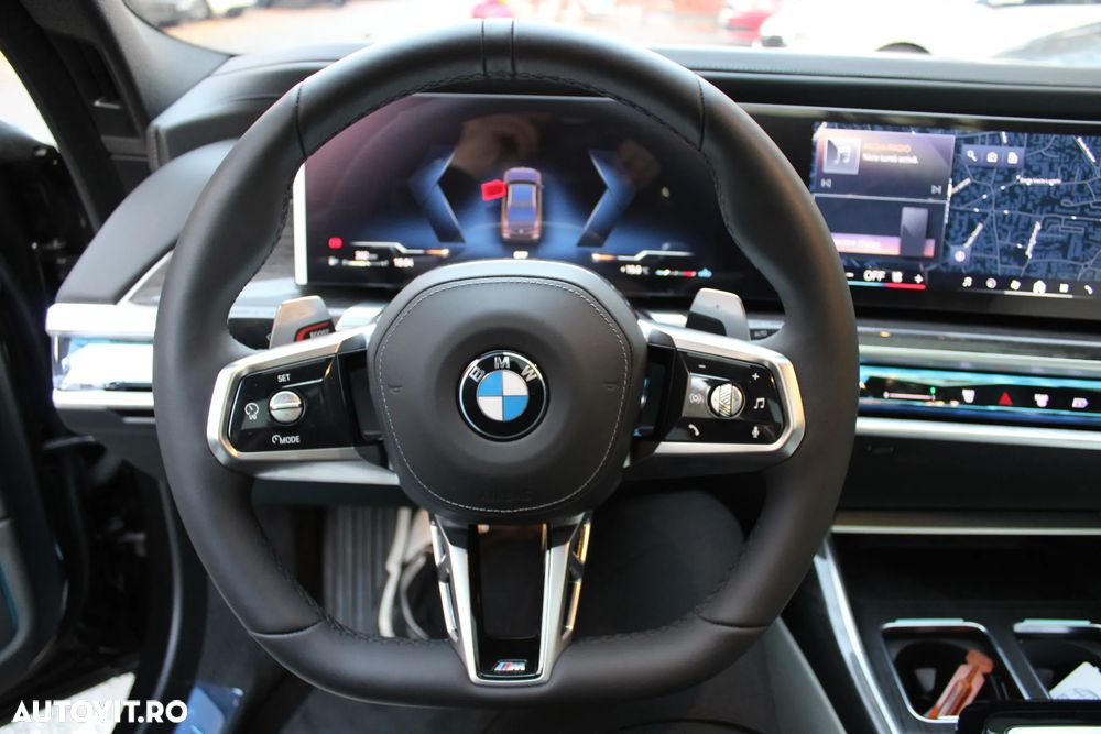 BMW Seria 7 740d xDrive MHEV - 24