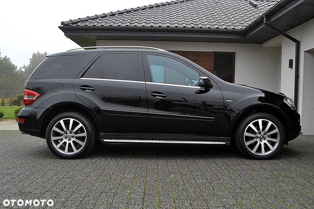 Mercedes-Benz ML - 11