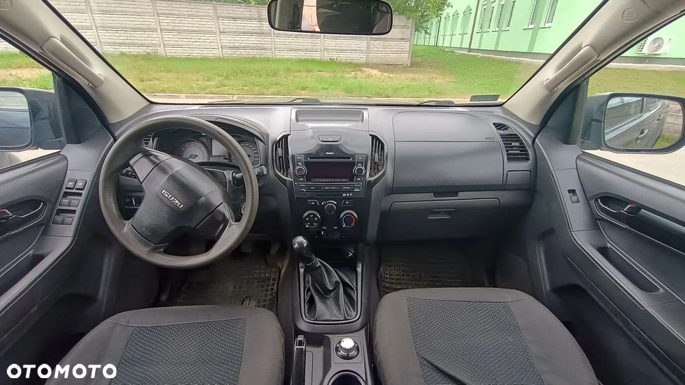 Isuzu D-Max 1.9 DC L - 9