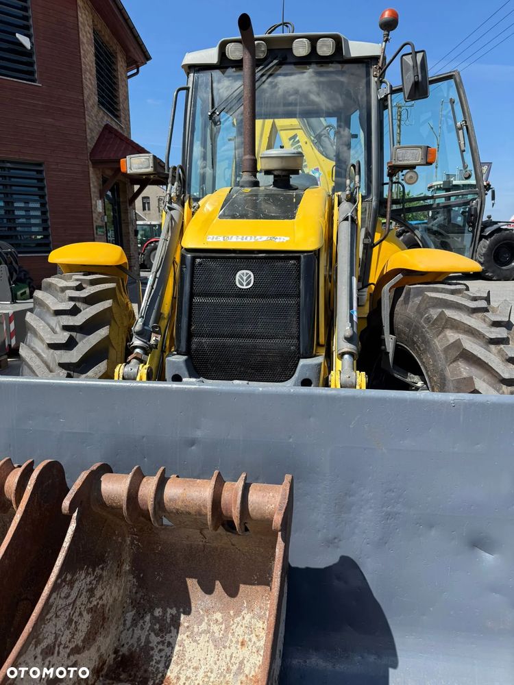 New Holland LB 115 B JCB 4 CX CASE - 21