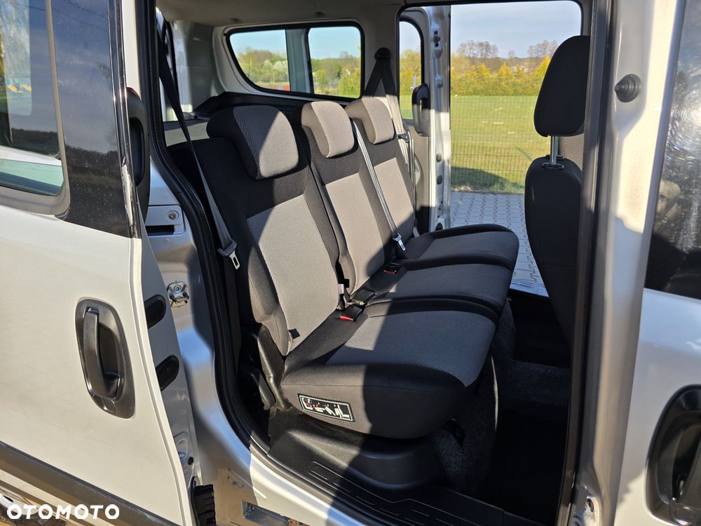 Fiat Doblo Maxi Active - 10