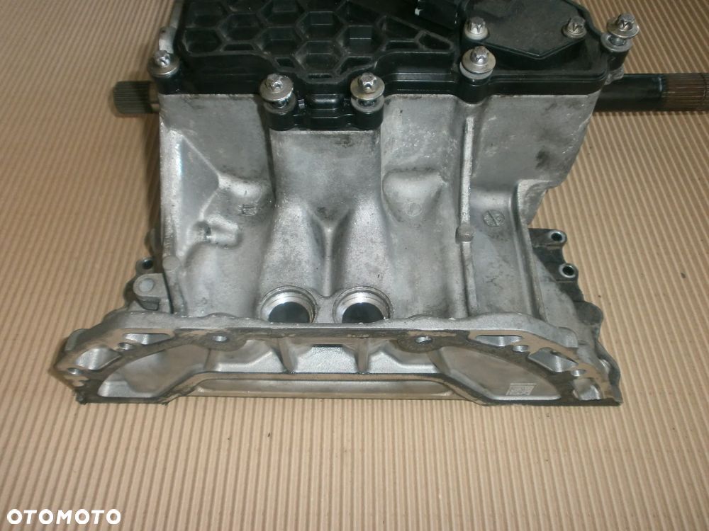 MISKA OLEJOWA 654.920 4X4 A6540100204 MERCEDES 2.0CDI - 3