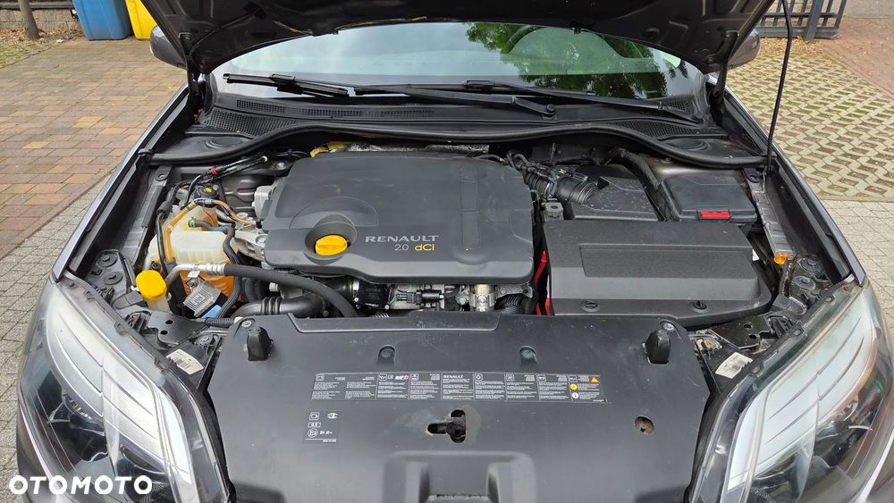 Renault Laguna dCi 150 FAP Start-Stop Paris - 14