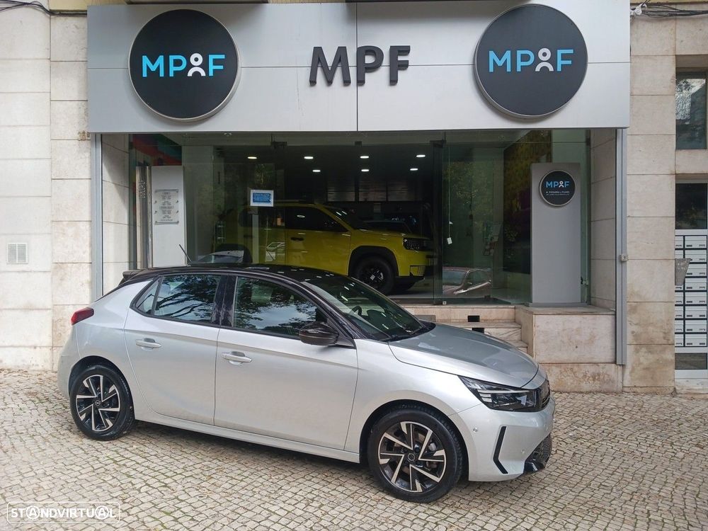 Opel Corsa 1.2 T GS - 1