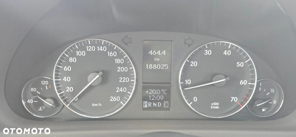 Mercedes-Benz Klasa C 180 Kompressor Automatik Classic - 9