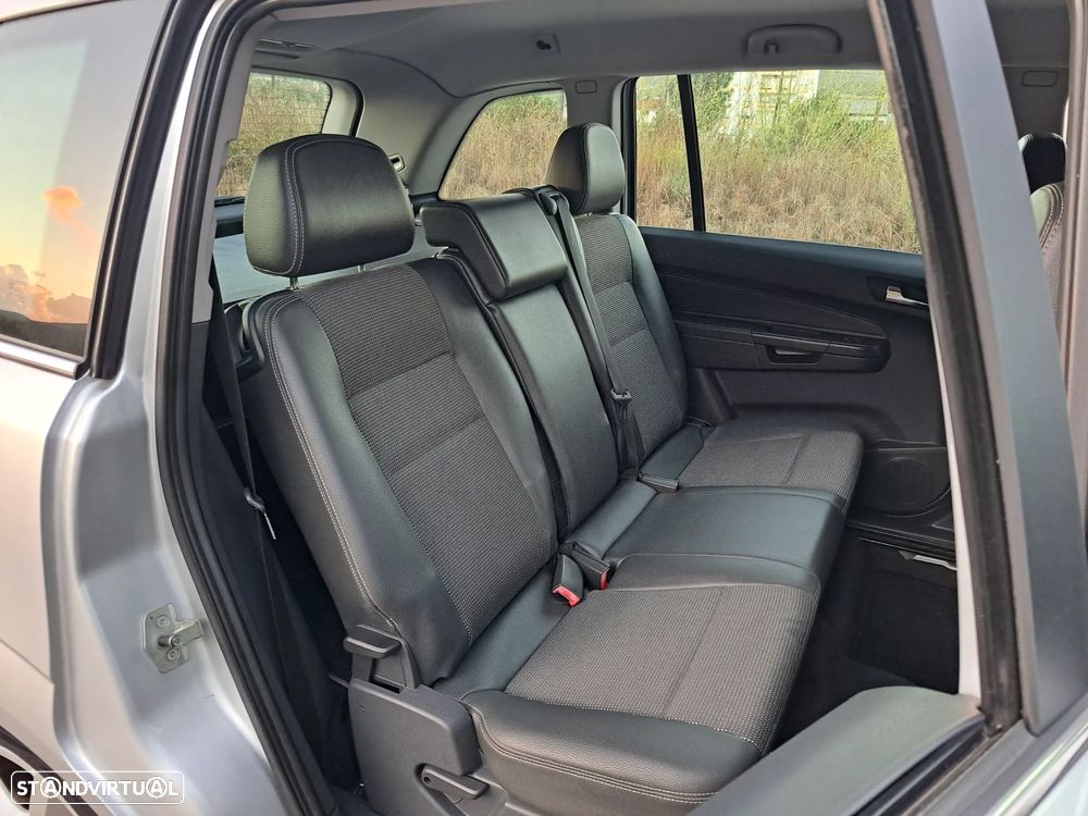 Opel Zafira 1.9 CDTI Cosmo - 22