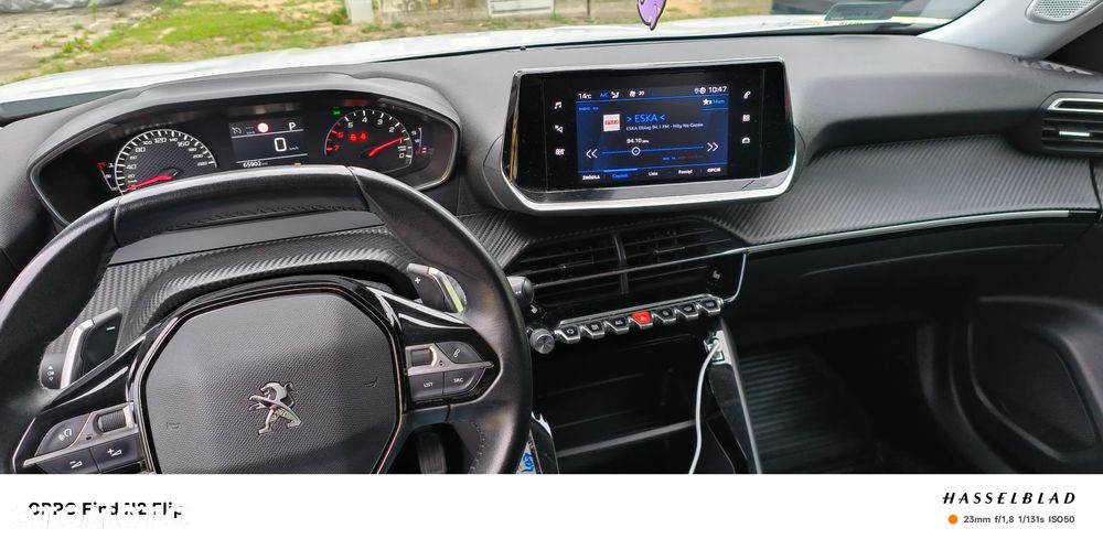 Peugeot 2008 1.2 PureTech Active S&S EAT8 - 11