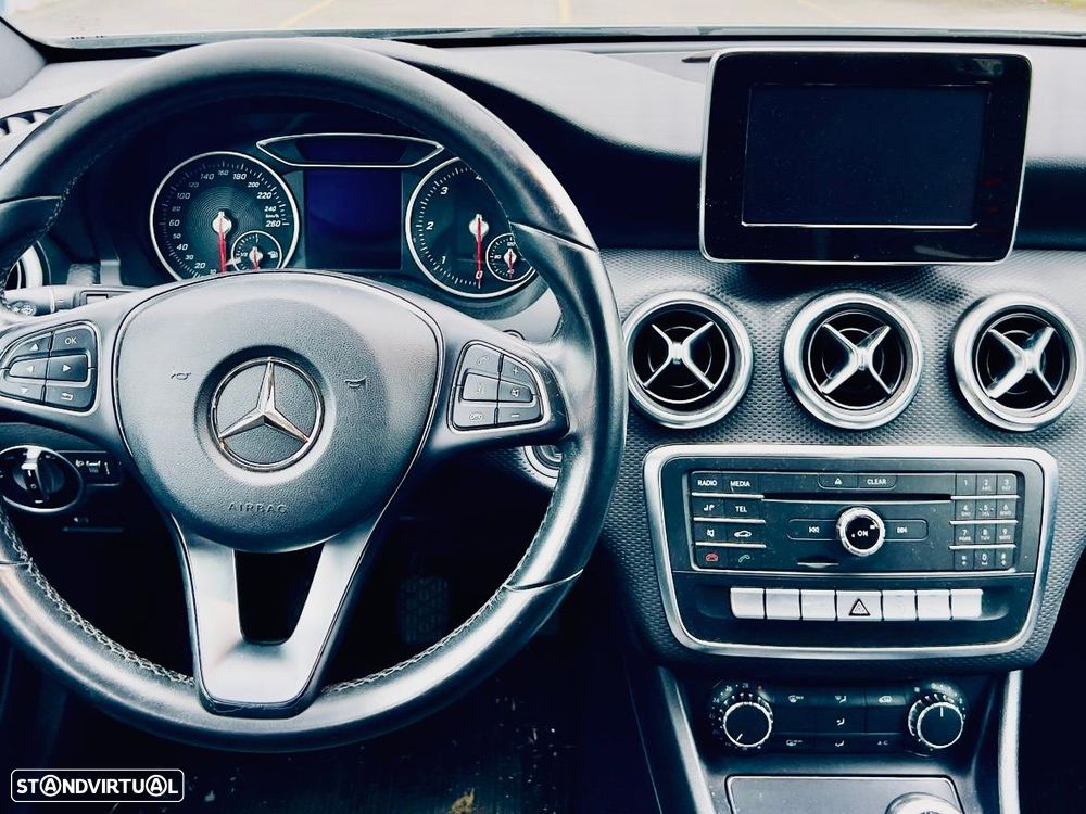 Mercedes-Benz A 160 d Style - 19