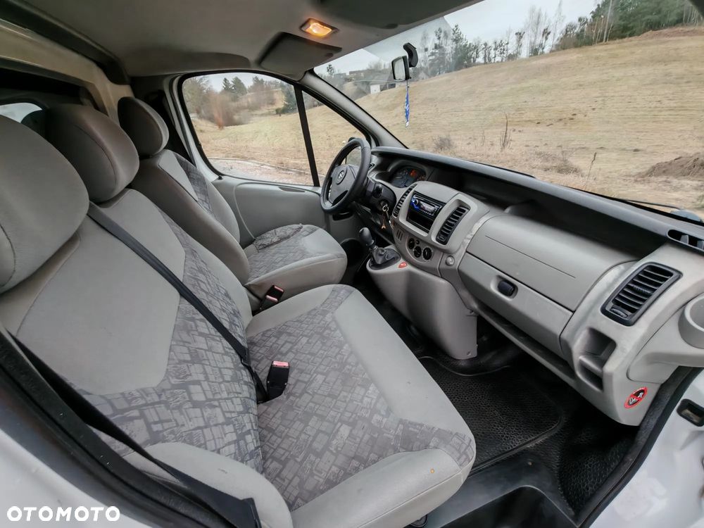 Opel Vivaro - 7