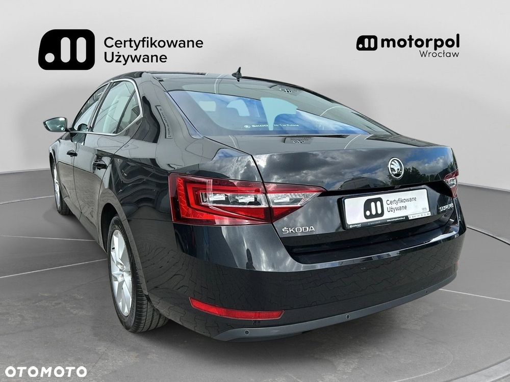 Skoda Superb 2.0 TDI Style DSG - 3