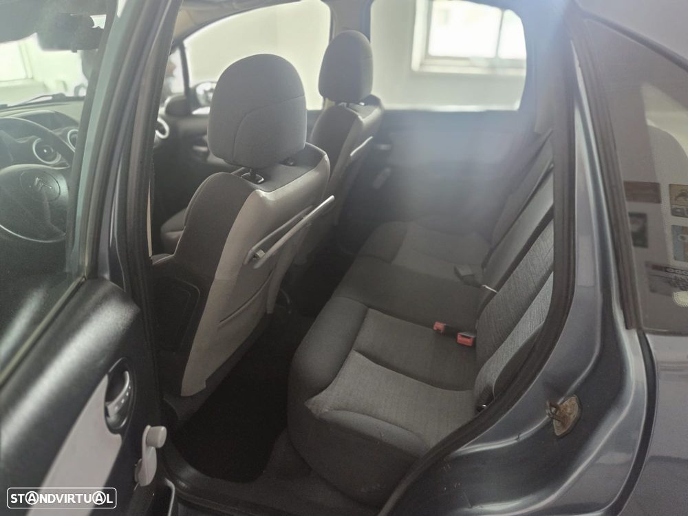 Citroën C3 1.6 HDi VTR - 12