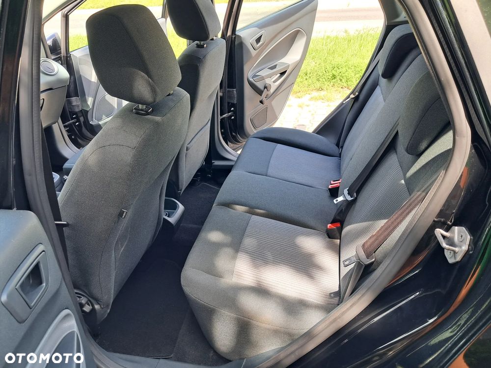 Ford Fiesta 1.25 Trend - 11