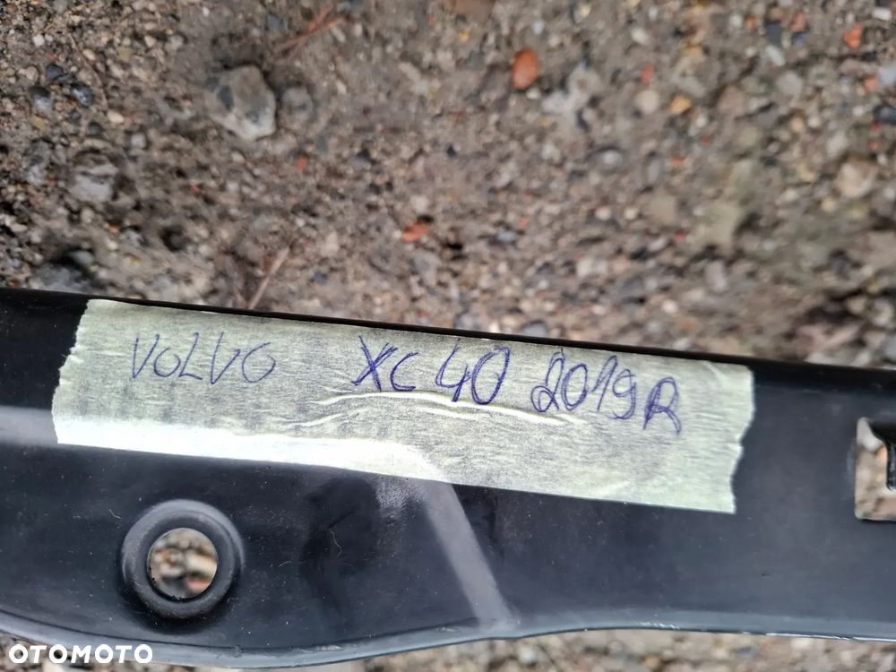 VOLVO XC40 PAS PRZEDNI GORNY WZMOCNIENIE 2019- SLASK WYSYLKA VAT - 3