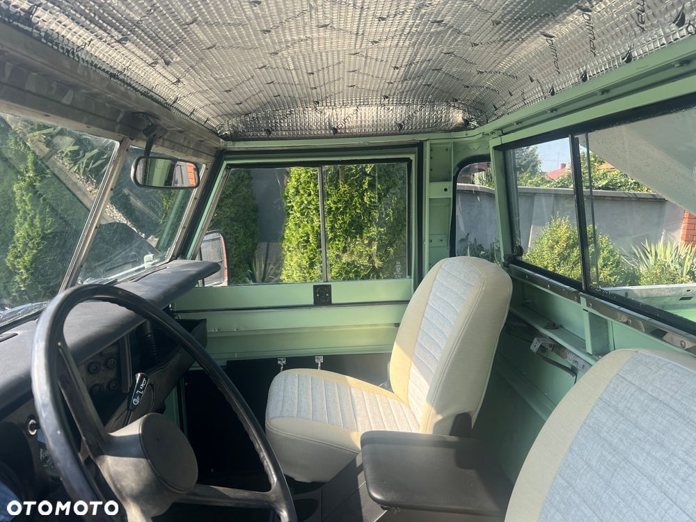 Land Rover Inny - 9