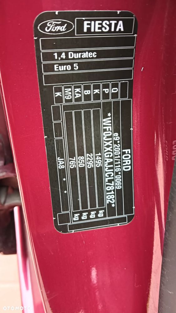Ford Fiesta 1.4 Champions Edition - 17