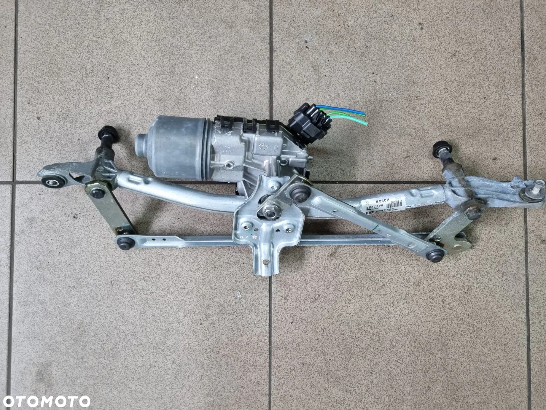 MECHANIZM WYCIERACZEK EU PARTNER BERLINGO III  08r.+ - 2