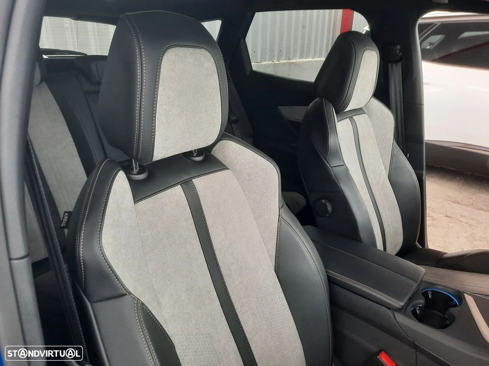 Peugeot 3008 1.6 Hybrid GT e-EAT8 - 44