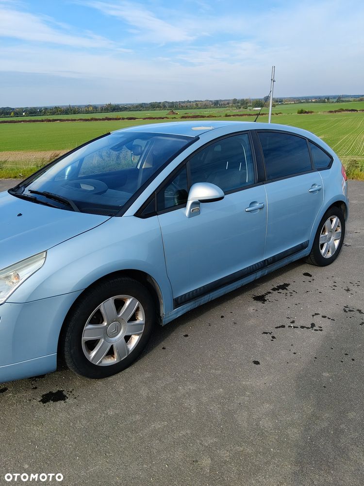 Citroen C4 2005 photo 3