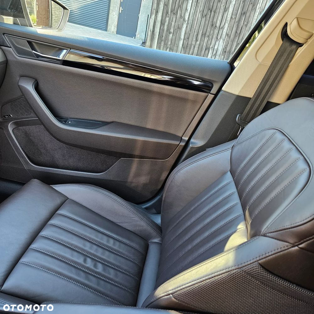 Skoda Superb 2.0 TDI SCR L&K DSG - 29