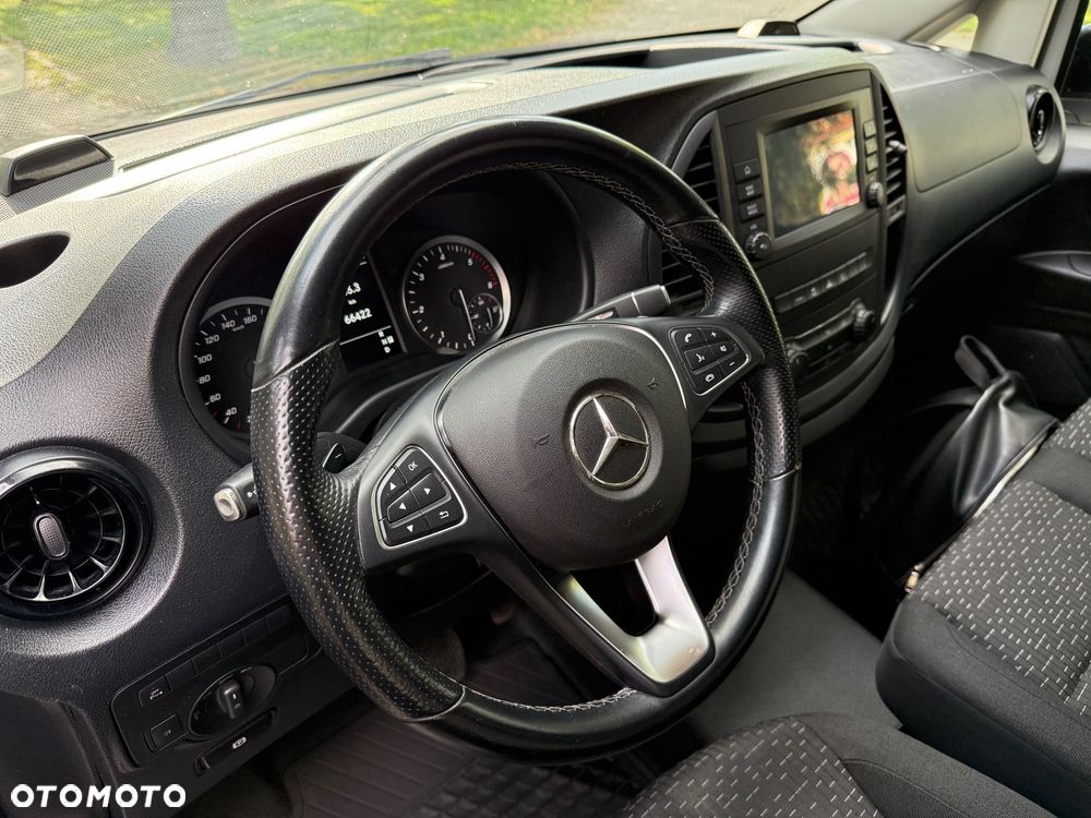Mercedes-Benz Vito - 21