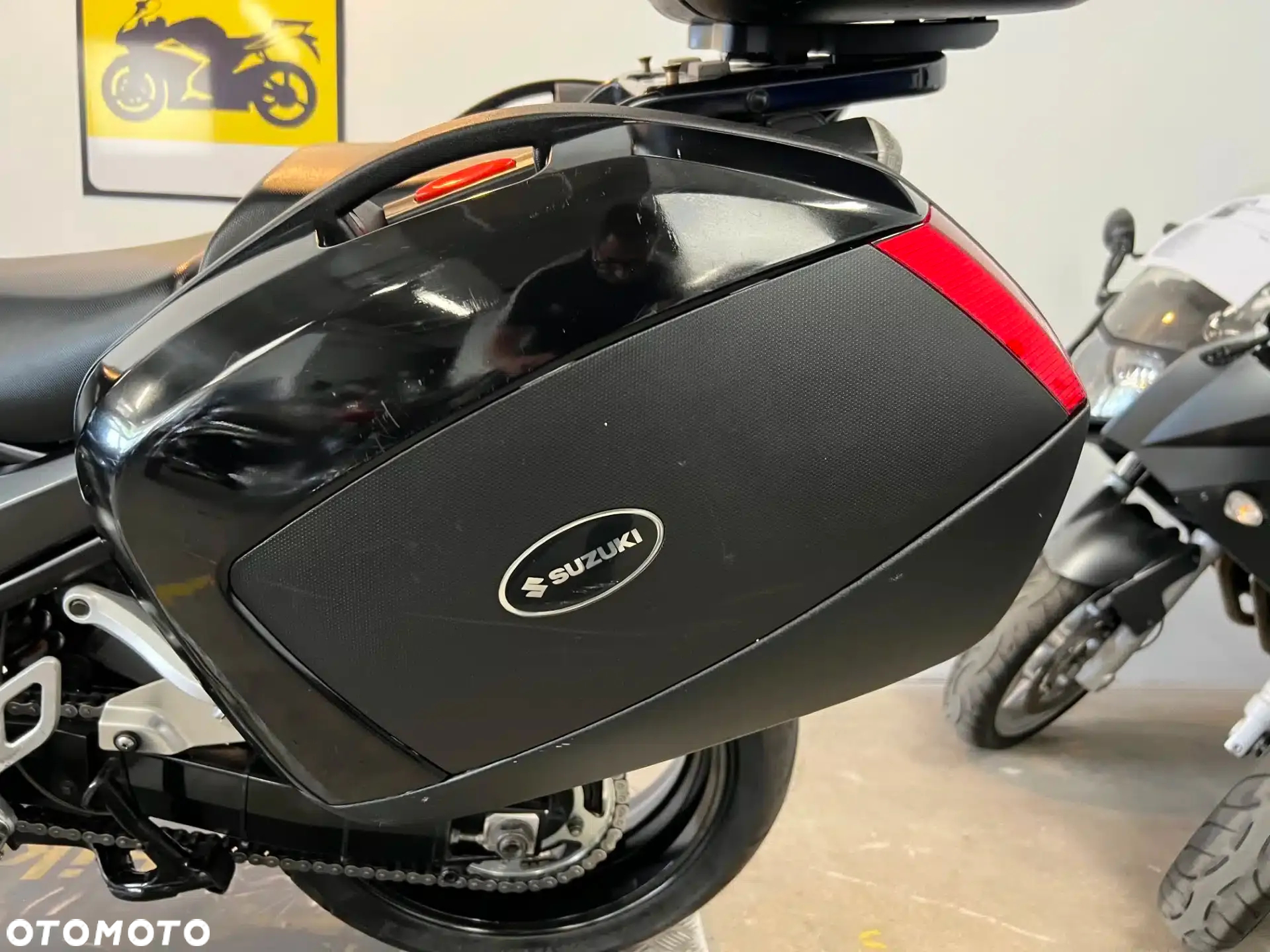 Suzuki Bandit - 24