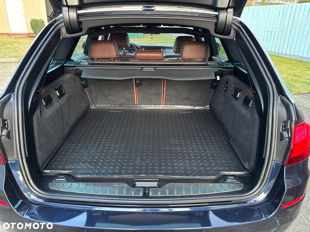 BMW Seria 5 520d xDrive Luxury Line - 7