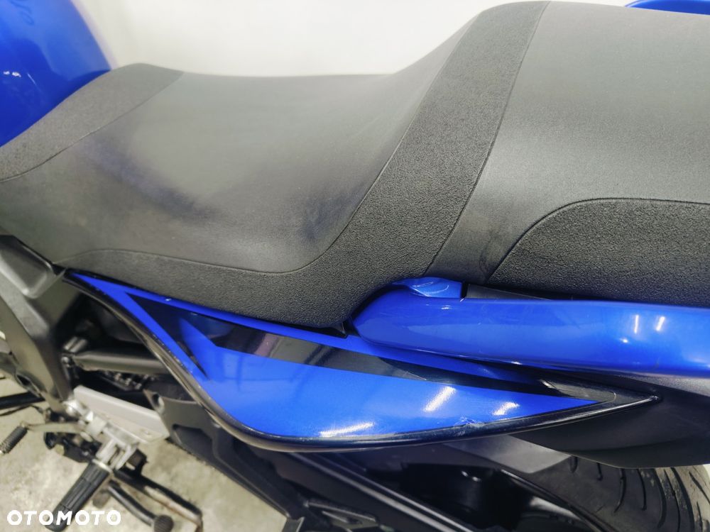 Yamaha FZ6 - 25