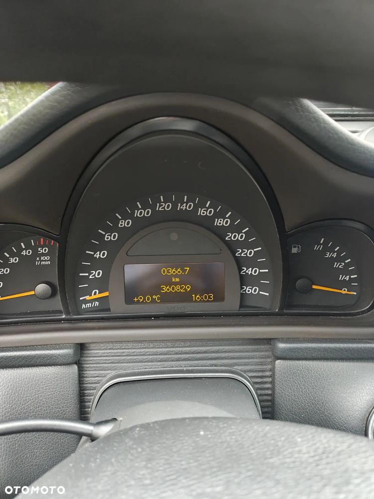 Mercedes-Benz Klasa C 220 CDI - 9