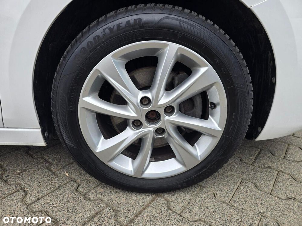 Opel Corsa 1.2 Elegance S&S - 10