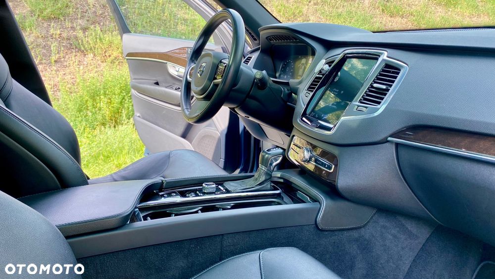 Volvo XC 90 T5 AWD Momentum 7os - 15