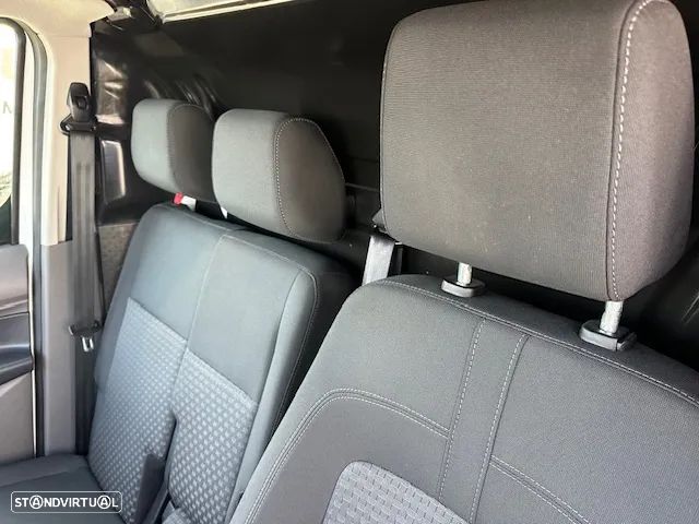 Ford TRANSIT CONNECT 3 LUG. - 16