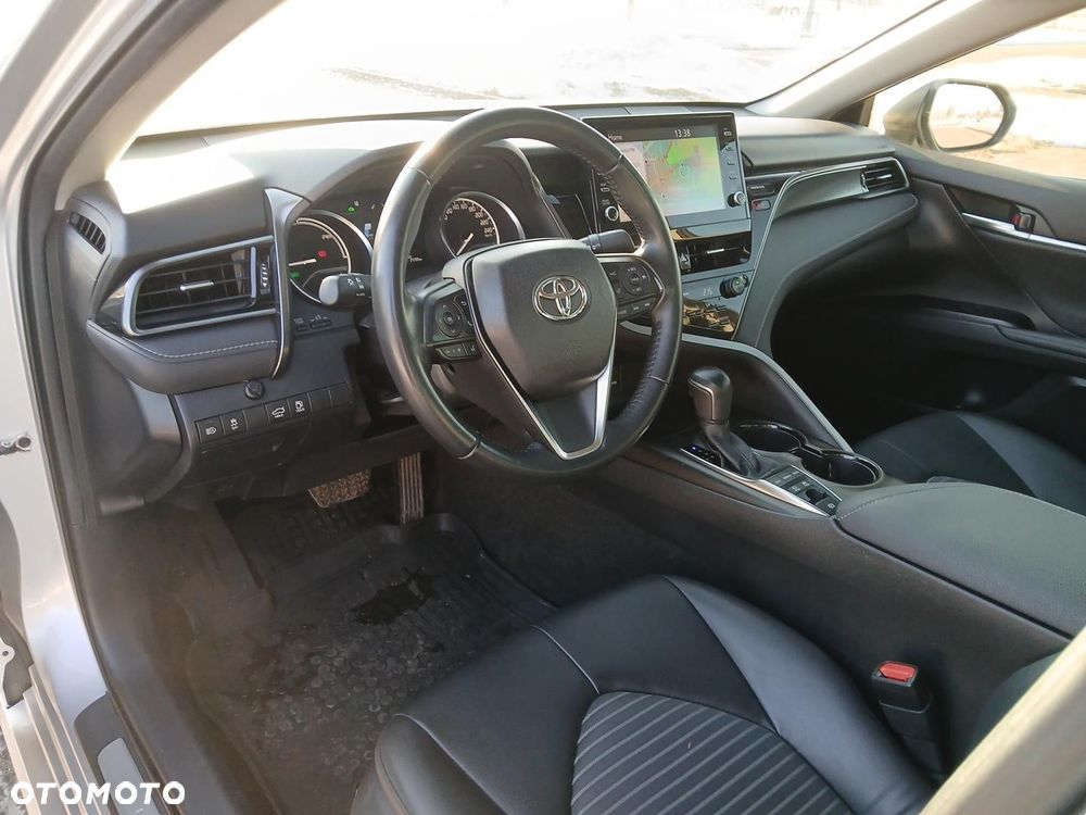 Toyota Camry 2.5 Hybrid Prestige CVT - 17