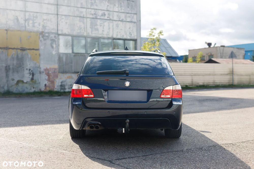BMW Seria 5 2004 photo 5