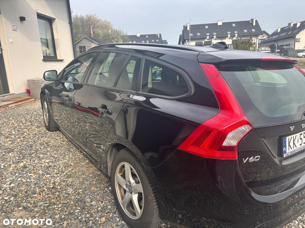 Volvo V60 D2 Drive-E Dynamic Edition (Kinetic) - 4
