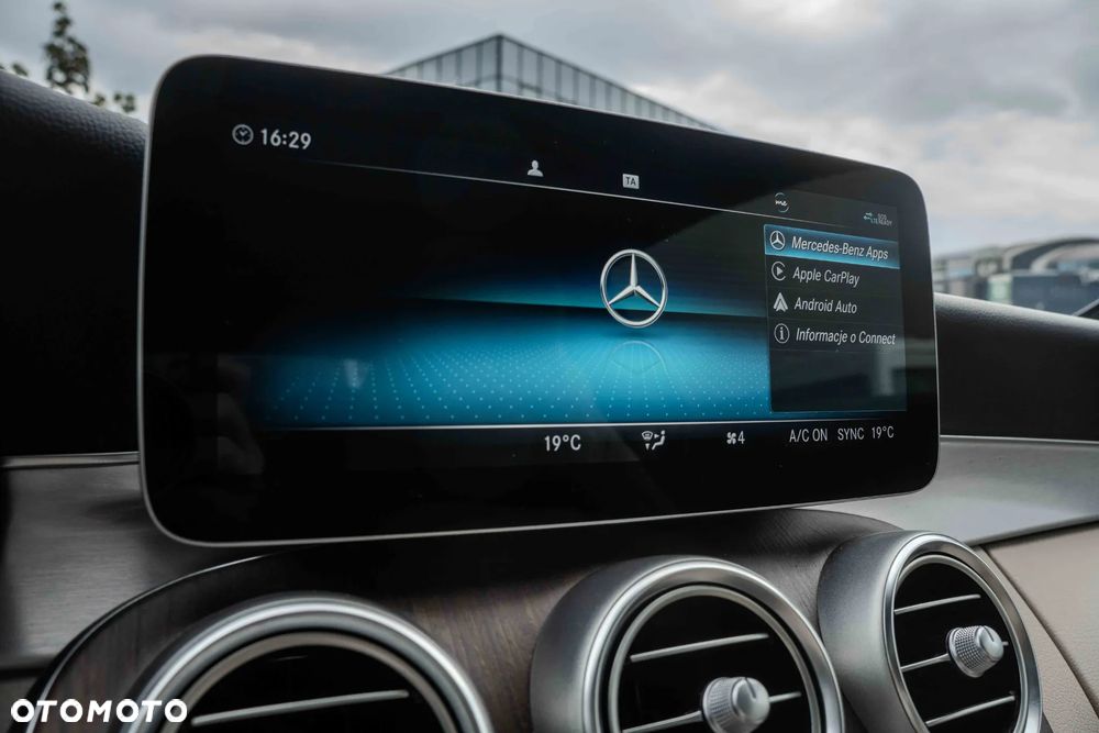 Mercedes-Benz Klasa C 200 4MATIC 9G-TRONIC - 31