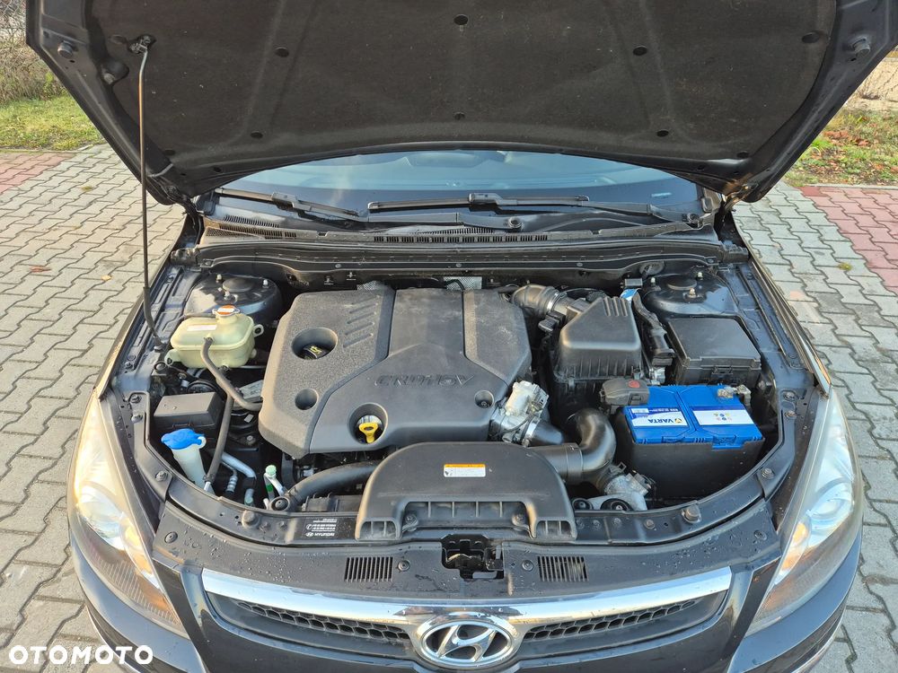 Hyundai i30 1.6 CRDi Comfort World Cup - 17