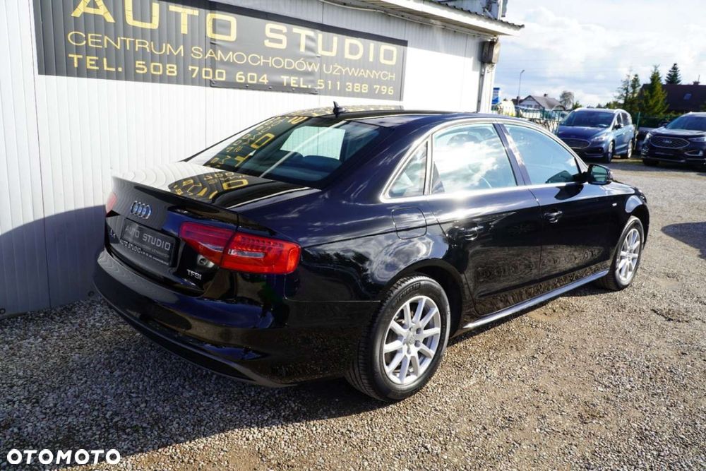 Audi A4 Limousine - 38