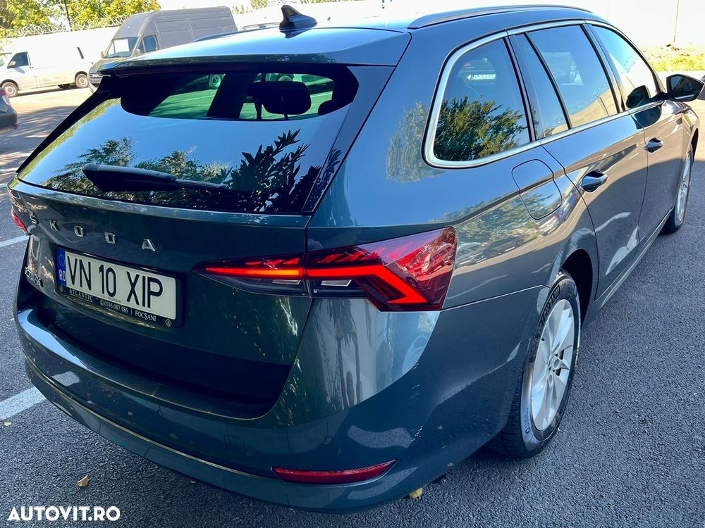 Skoda Octavia 2.0 TDI AMBITION DSG - 1