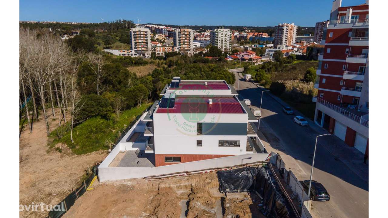 Moradia Geminada T4 - Grande imagem: 2/40