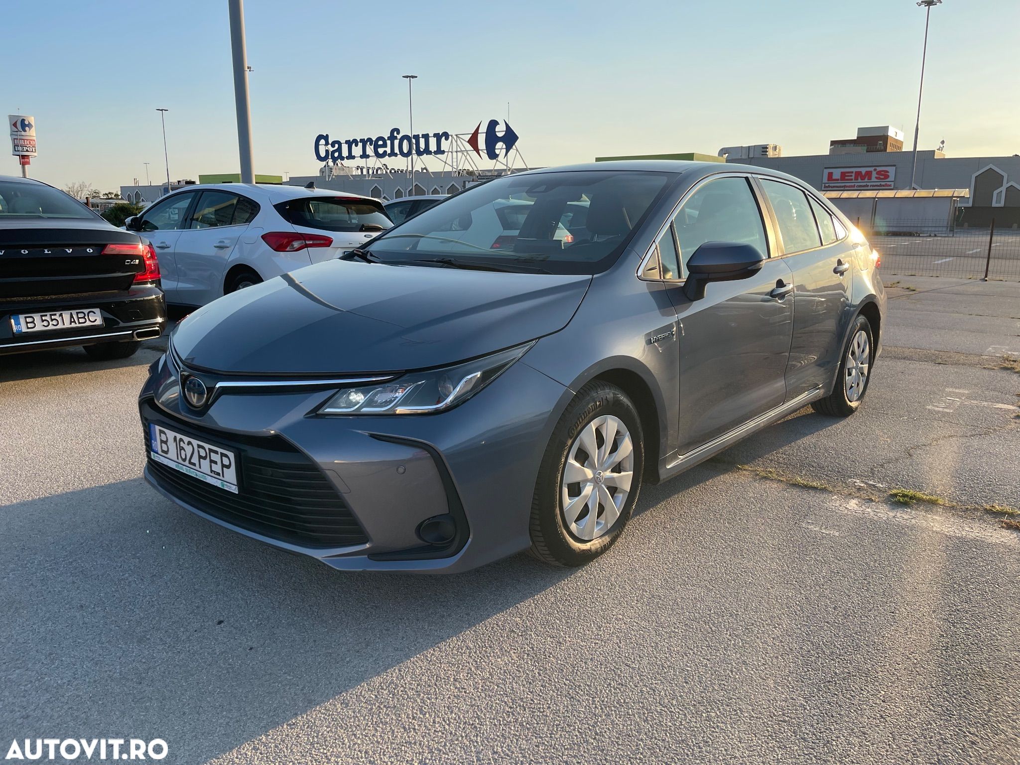 Toyota Corolla 1.8 HSD Business - 1