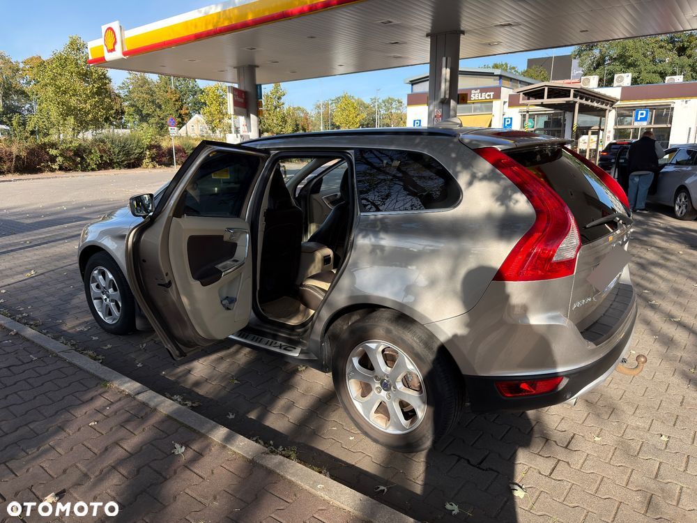 Volvo XC 60 - 6
