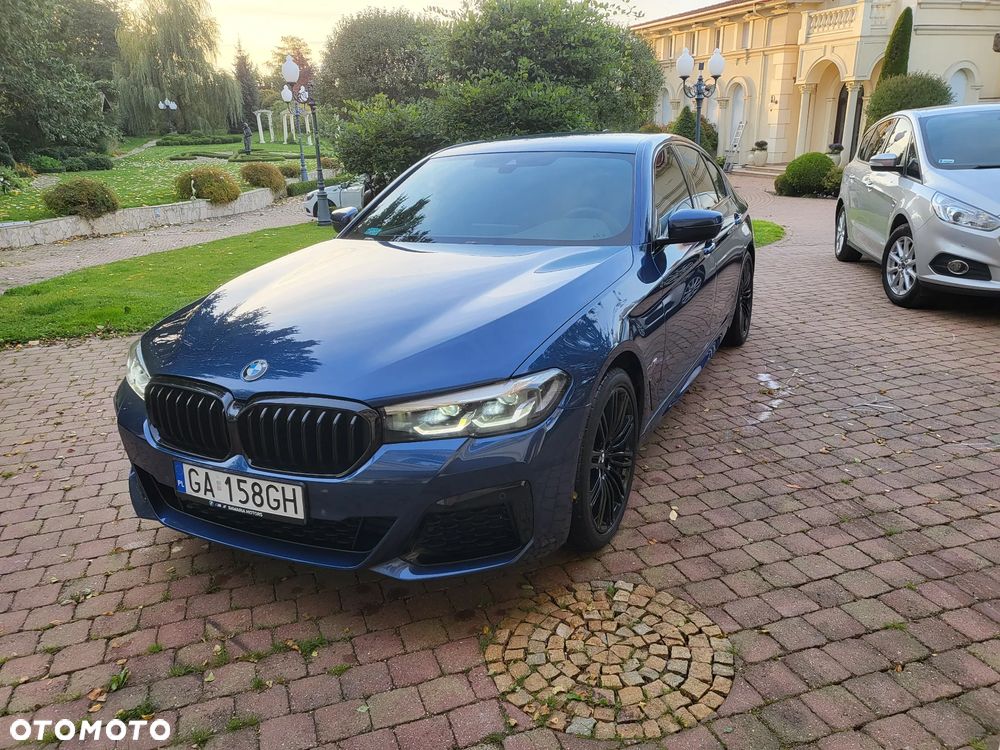BMW Seria 5 520d xDrive MHEV Sport - 2