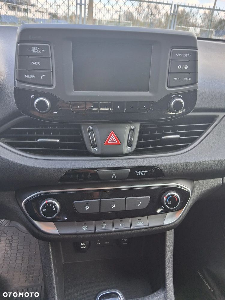 Hyundai i30 1.4 T-GDI Comfort - 13